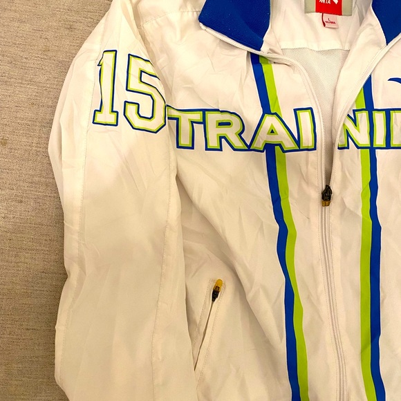 Retro ANTA Windbreaker - Picture 2 of 4